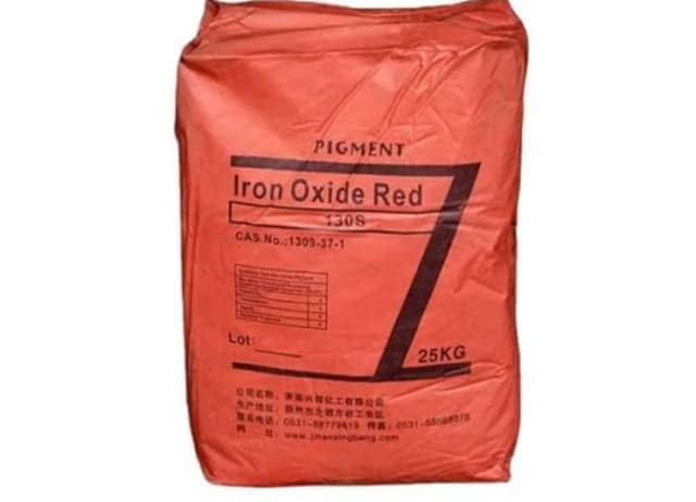 25 kg bag of Iron Oxide Red pigment