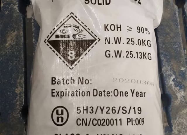 25 kg bag of Potassium Hydroxide solid flakes