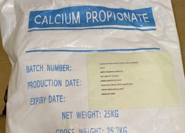 Calcium Propionate food-grade powder in a 25 kg bag